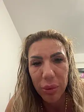 LoreennAnyのライブXXXチャット