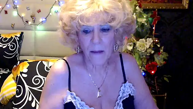 Chat XXX en directo de HappyWomanOn