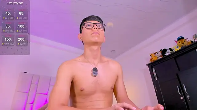 CodyTwink's Live XXX Chat