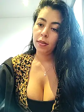 Luianna Chat XXX in diretta