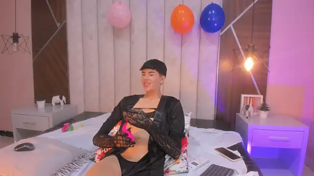 CAROLYNFOSTER: онлайн-секс-чат