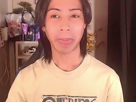 Pertunjukan Kamera Web Erin_23