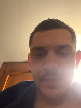 Show modela Mark1404 na web-kameri