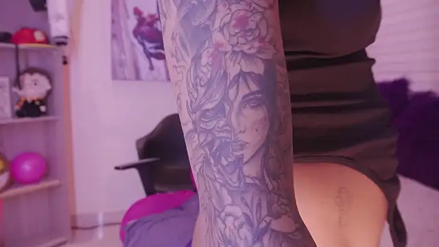 madelyn_rose_ 即時 XXX 聊天