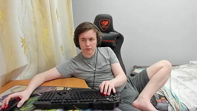 iliaskrisloveのウェブカメラショー