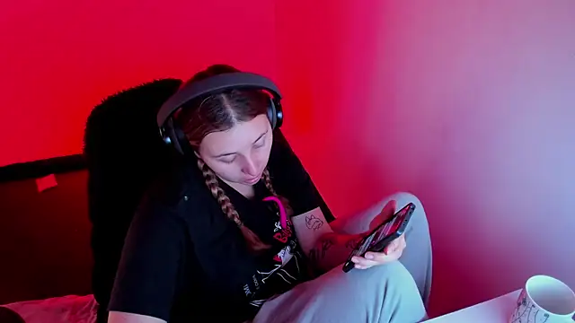 Chatroom XXX en direct de bonnie_moon_