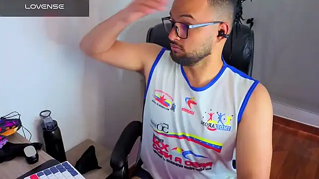 Ernesto-Rodriguez82 Show Webcam