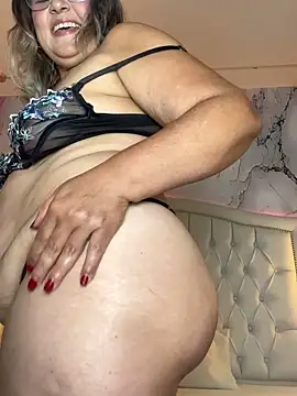 Lucy_Milf_474's Live XXX Chat