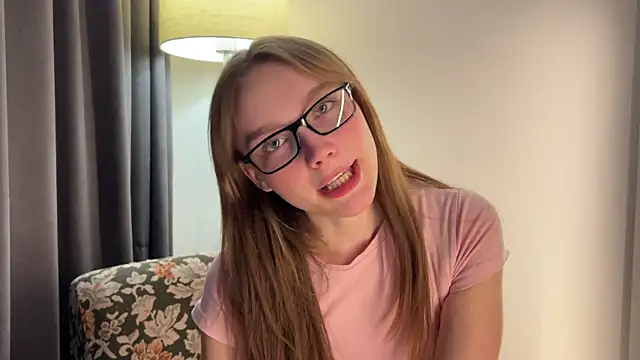 Lolatatee 라이브 XXX 채팅