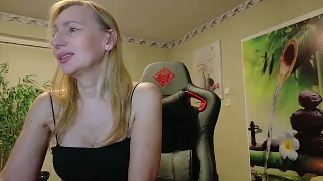 Chat +18 de HotLana69 ao vivo