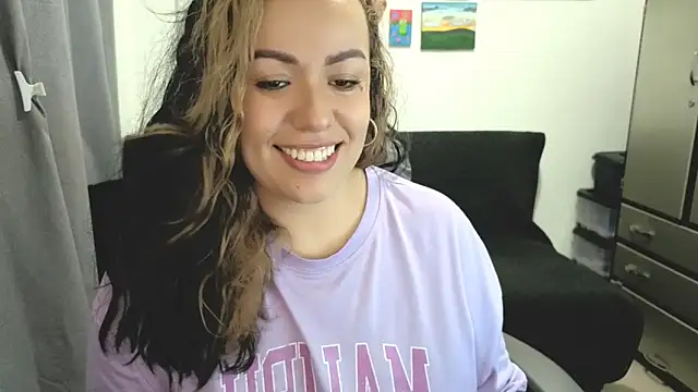 Chatroom XXX en direct de joan-star