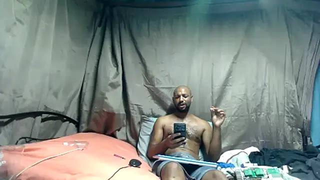 Chatroom XXX en direct de Camodick