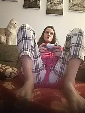 Laura_Ati: διαδικτυ ακό σόου στην κάμερα