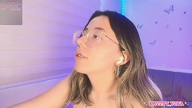 sweettvera Chat XXX in diretta