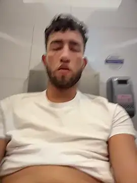 Pokazy przed kamerką – liam_bronw