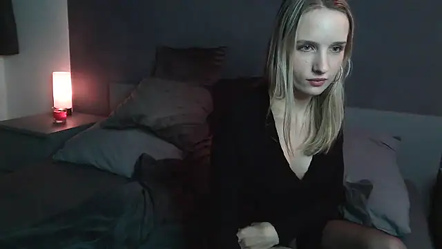 Skinny_LunaValentina Chat XXX in diretta