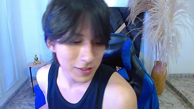 Živý XXX chat nikoo_18