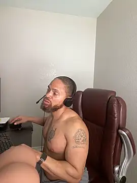 Fathero1time: вебкам-шоу