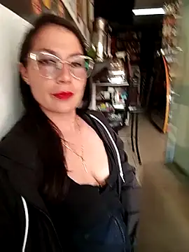 Chatroom XXX en direct de Mia_Love-3