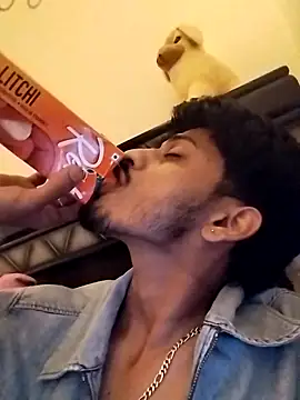 Wild_Vassu live XXX chat