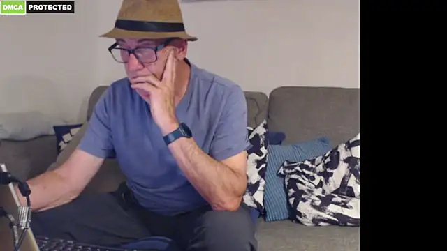 bluedae1 Adlı Modelin Web Kamerası Şovu