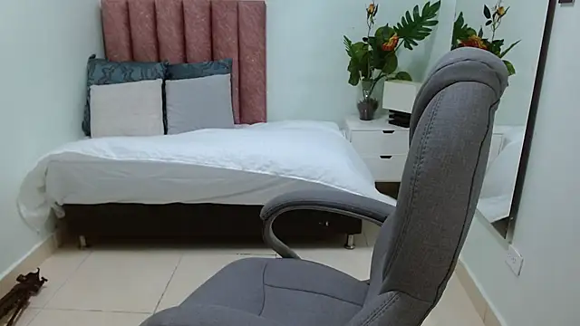 sophia_hadid's Live XXX Chat