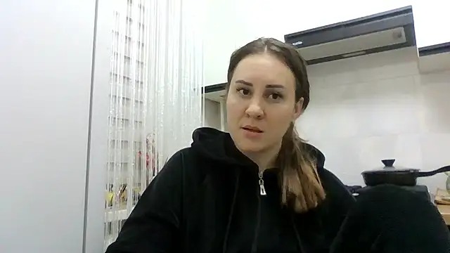 Chat +18 de MeadowEyes ao vivo