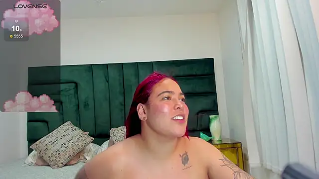 Chat +18 de AfroditaVega_ ao vivo