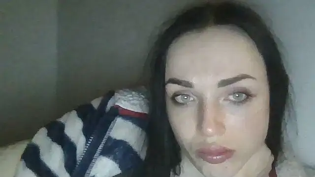 Trinsy_Love 라이브 XXX 채팅