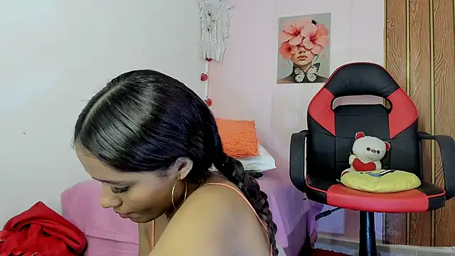 MarianaManzur Chat XXX in diretta