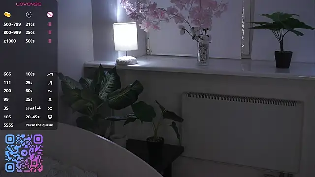 HannaHayles Adlı Modelin Canlı XXX Sohbeti