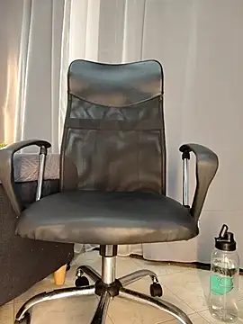 Oliver_bigblack_cockのライブXXXチャット