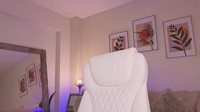 Živý XXX chat DahianaWalcott