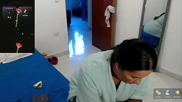 LAURA_Foxht live XXX chat