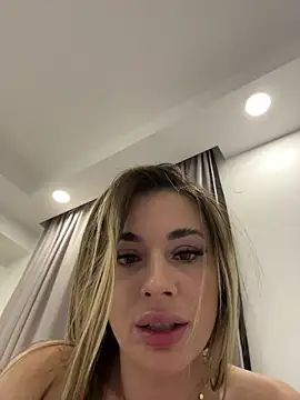 IsabellaEtthan's Webcam Show