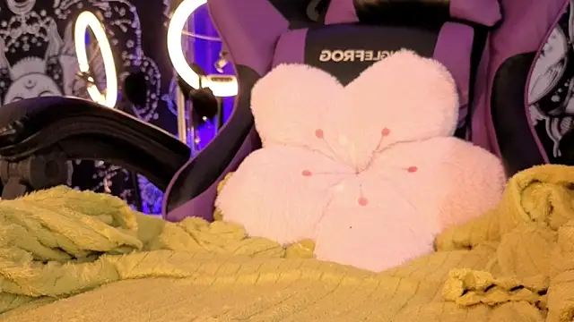 Gaia_Gatex – Live XXX-chat