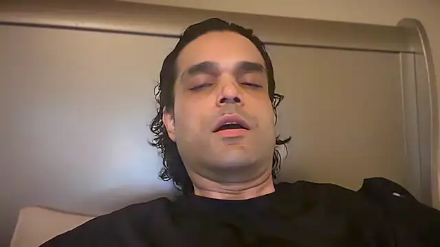 KungFuPanda001's Live XXX Chat