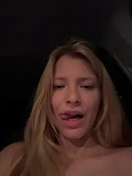 دردشة AnastasiaAniess الجنسية المباشرة