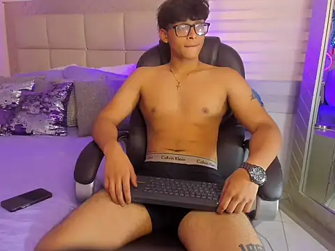 แชท XXX สดของ mathias_oberlin