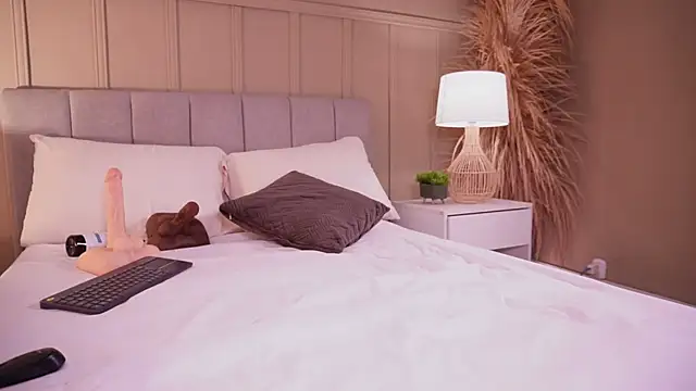 Chat +18 de curvyliciousss ao vivo