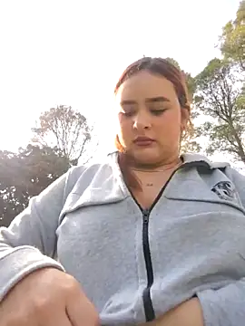 katty_42 Obrolan Langsung XXX