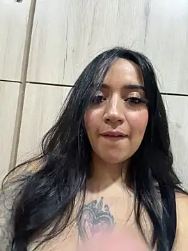 XXX chat uživo modela EmmyEvans1