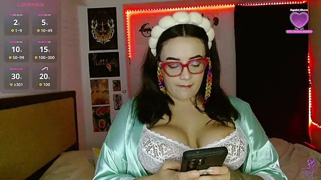 Nova-Satelan Live XXX chat