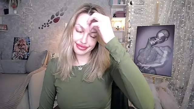 NickyAdamidi's Live XXX Chat