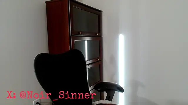 sinnernoir: вебкам-шоу
