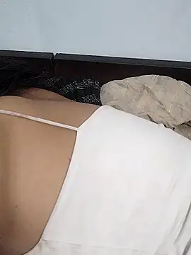 XXX chat uživo modela Cute_Jiya6