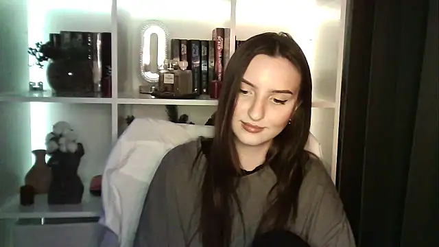 XXX chat uživo modela X_Alisa