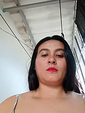 Pokazy przed kamerką – Pussy-Hairy-Horny