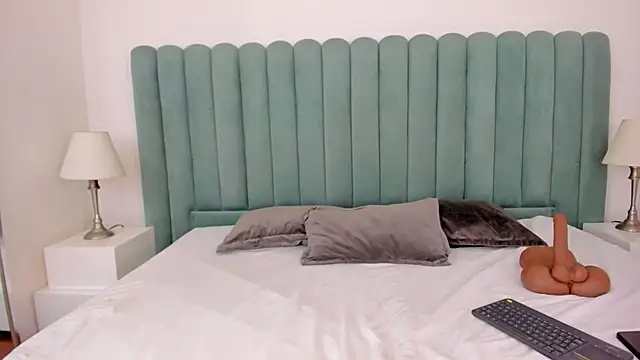 Scarlett__Noir's Live XXX Chat