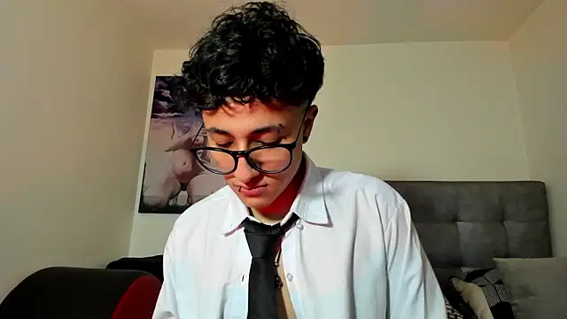 Adonibaskerville4 Chat XXX in diretta